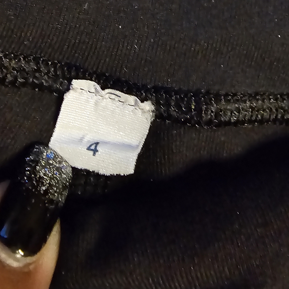 Lululemon Reversible capri - Picture 2 of 6